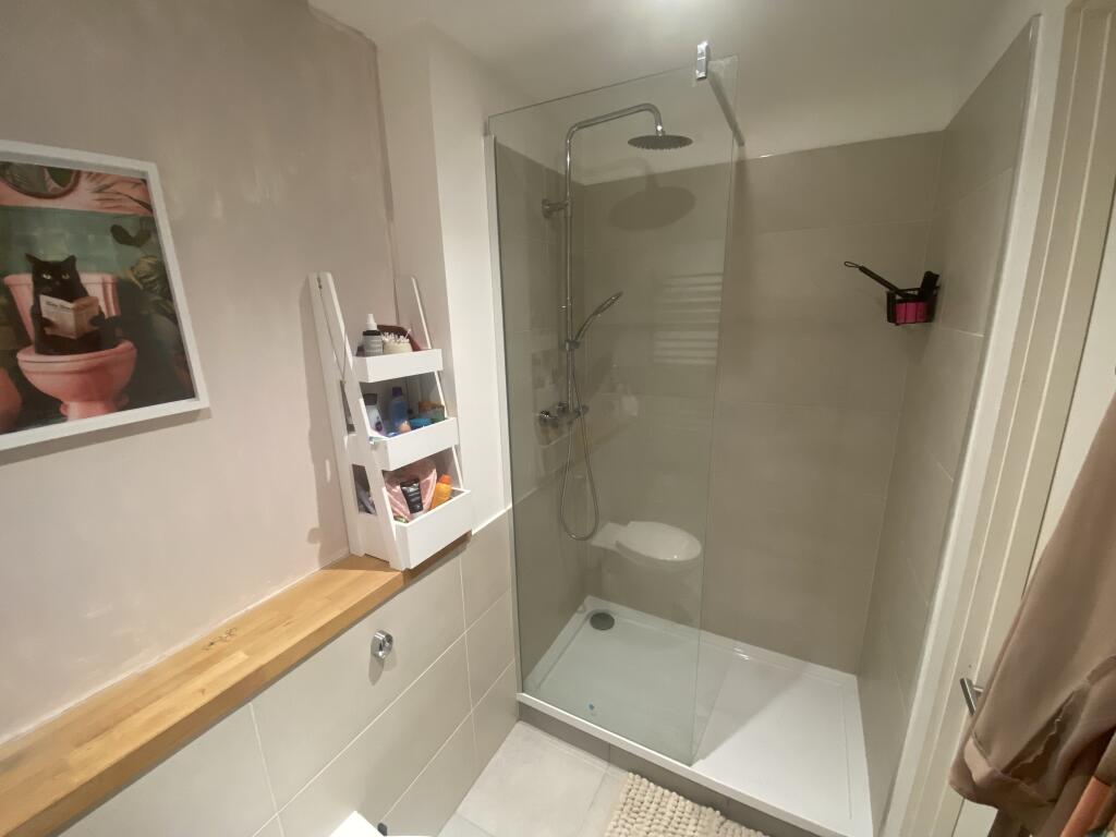 Second Bathroom 2