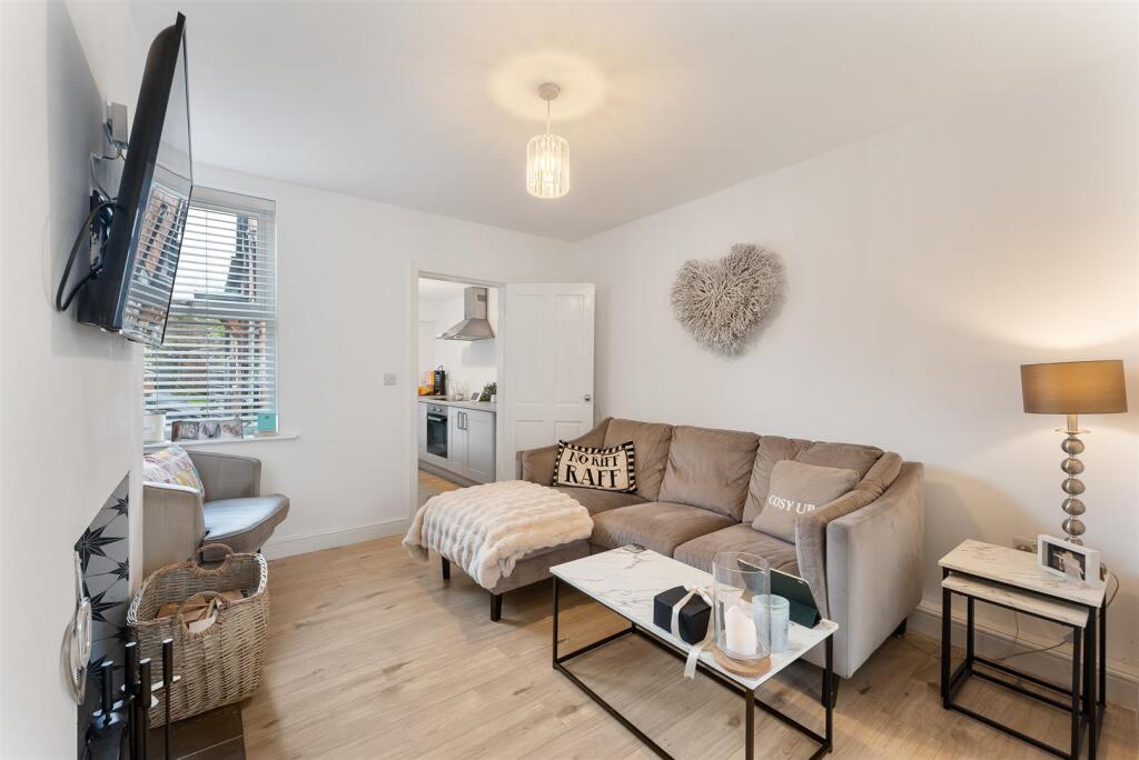 Open Plan Lounge Diner