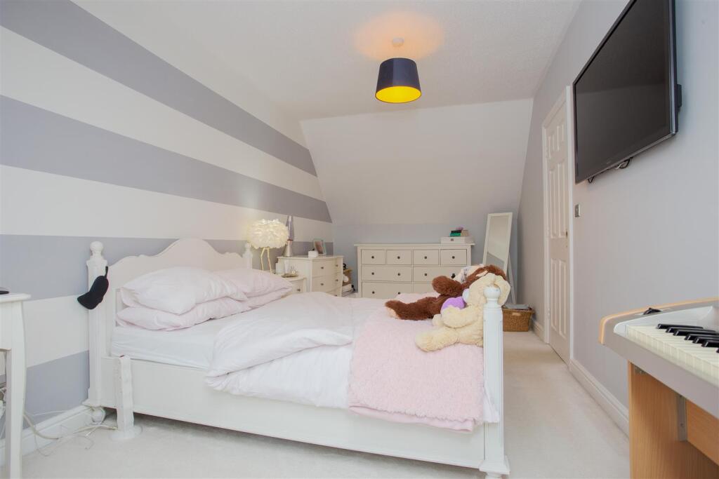 Bedroom 5