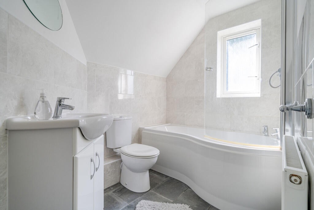 1310557-8-685532b...