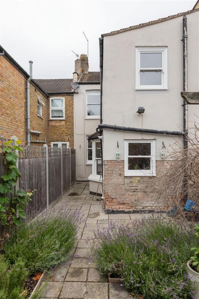 Woodlands Road, E17
