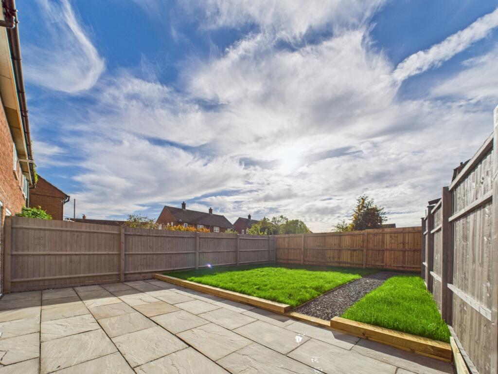 CAM01740G0-PR0458-STILL002