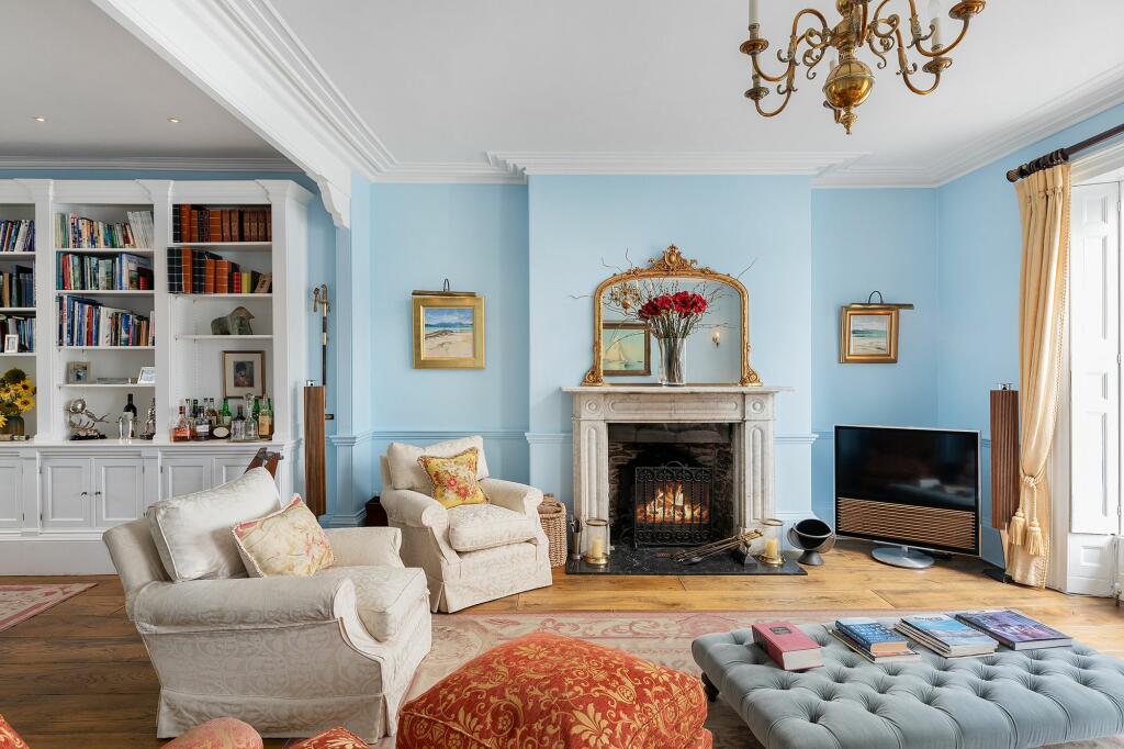 The Mission House, Bayards Cove, Dartmouth - Drawing Room