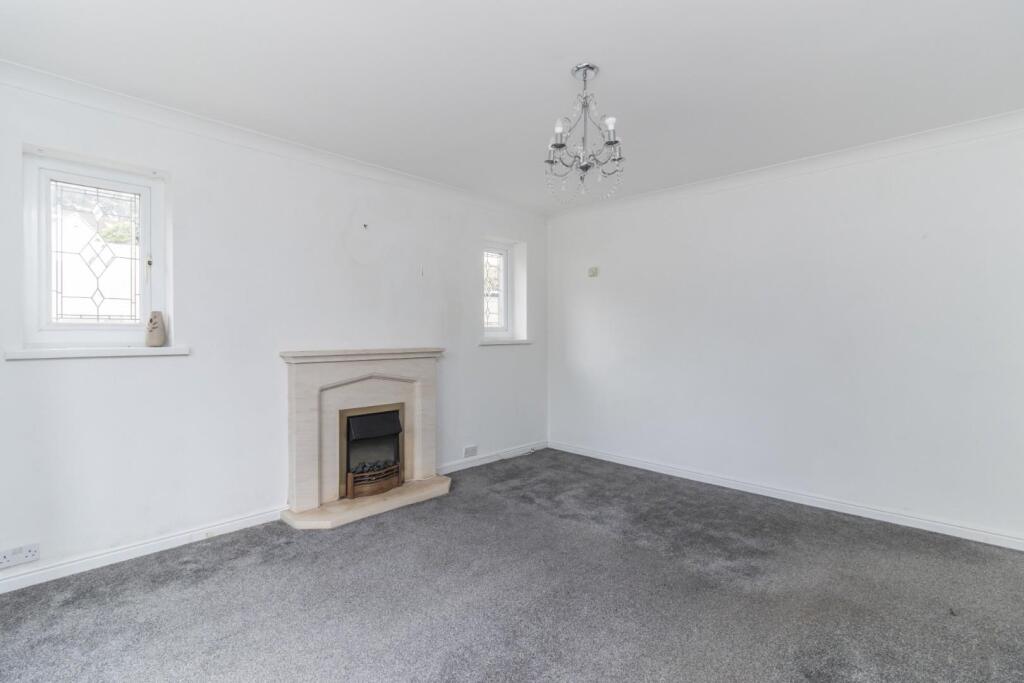 21 Orchard Grove (3).jpg