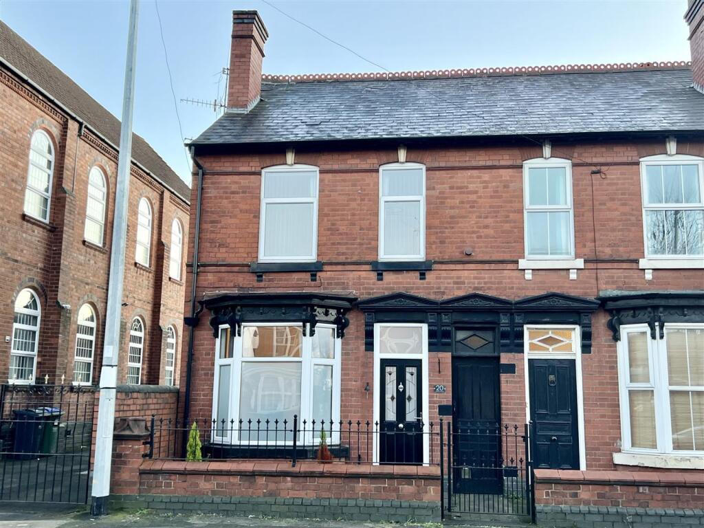 Station Road Cradley Heath 1.jpg