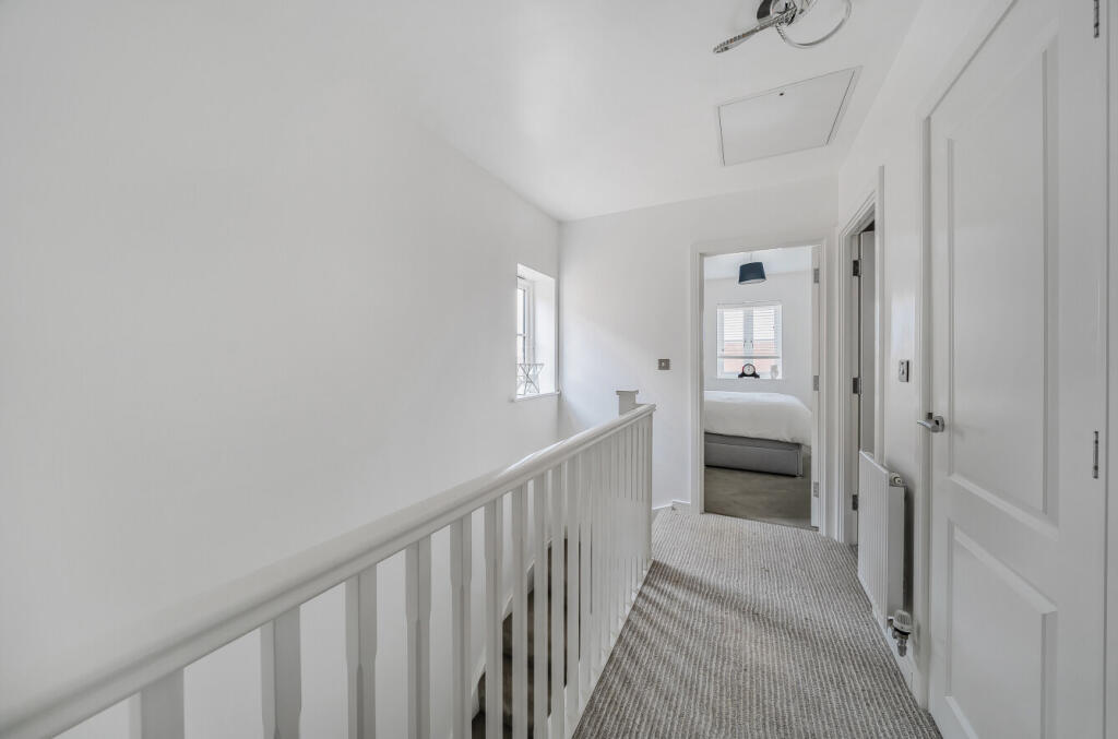 8-68220597ca2e0-1...