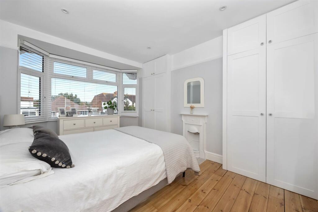 Pavillion Road, 77-001.jpg