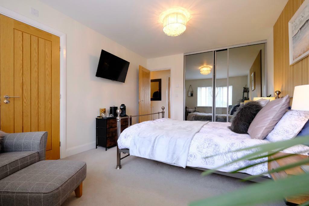 Bedroom 1 &amp; en suite shower room
