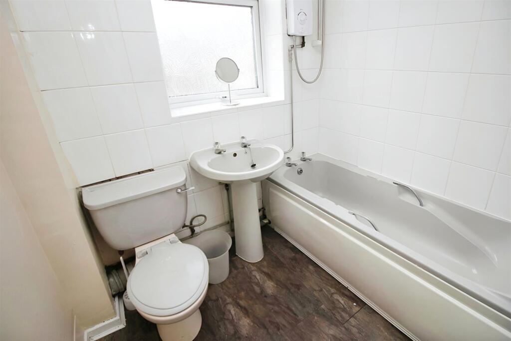 f687cfb6-chester 20street 204.jpg