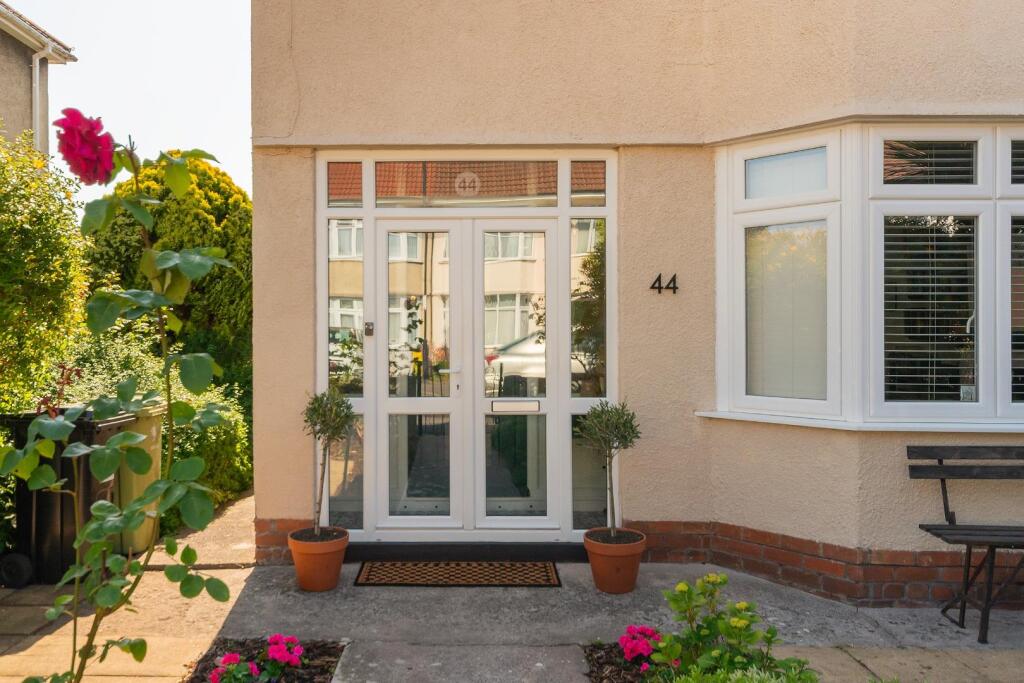 4S4RKE - External C.jpg