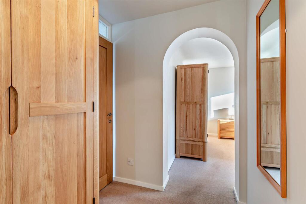 8635571-interior08-8