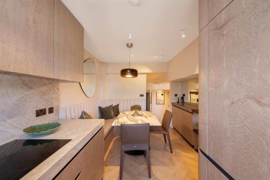 Flat 9, 39 Draycott Place Hi-11.jpg