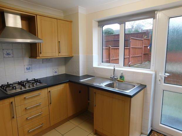 14SmithfieldPlaceKitchen2