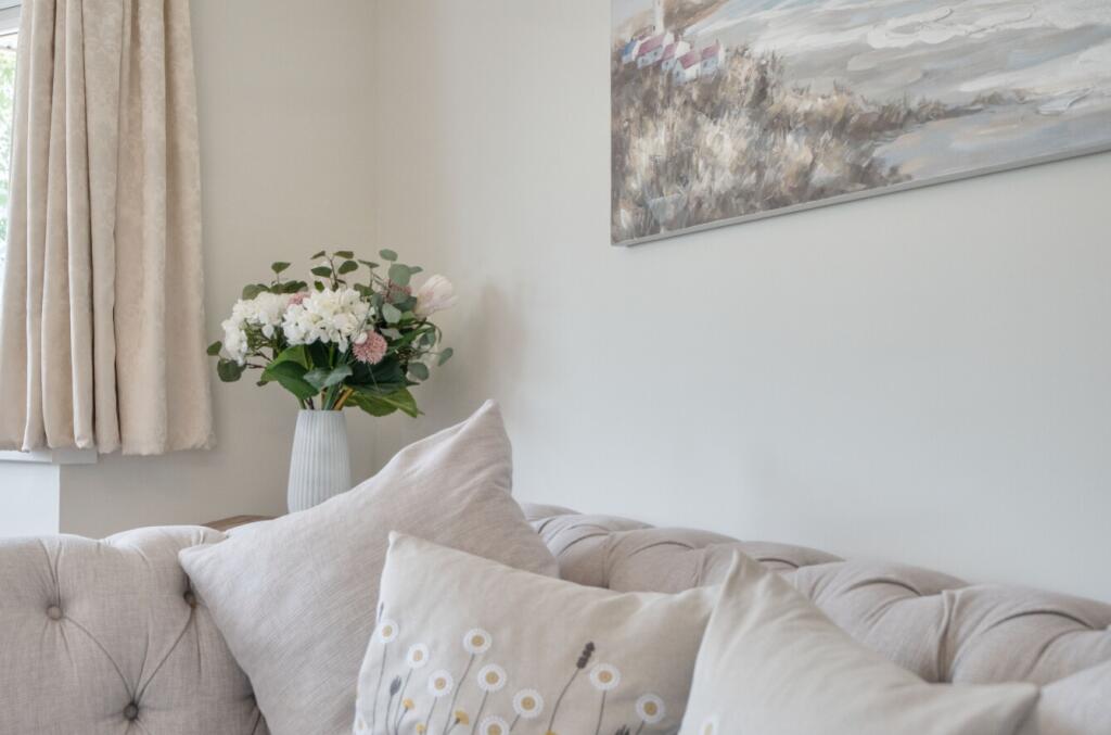 1336720-22-6899cef3a7a64