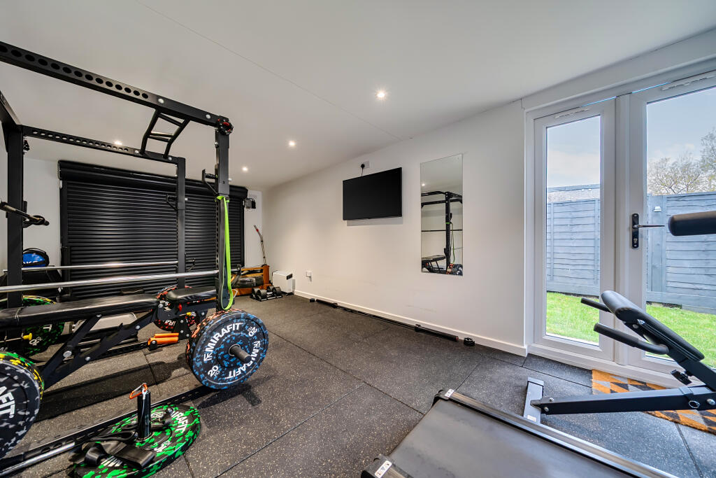 137213446901e82daae94