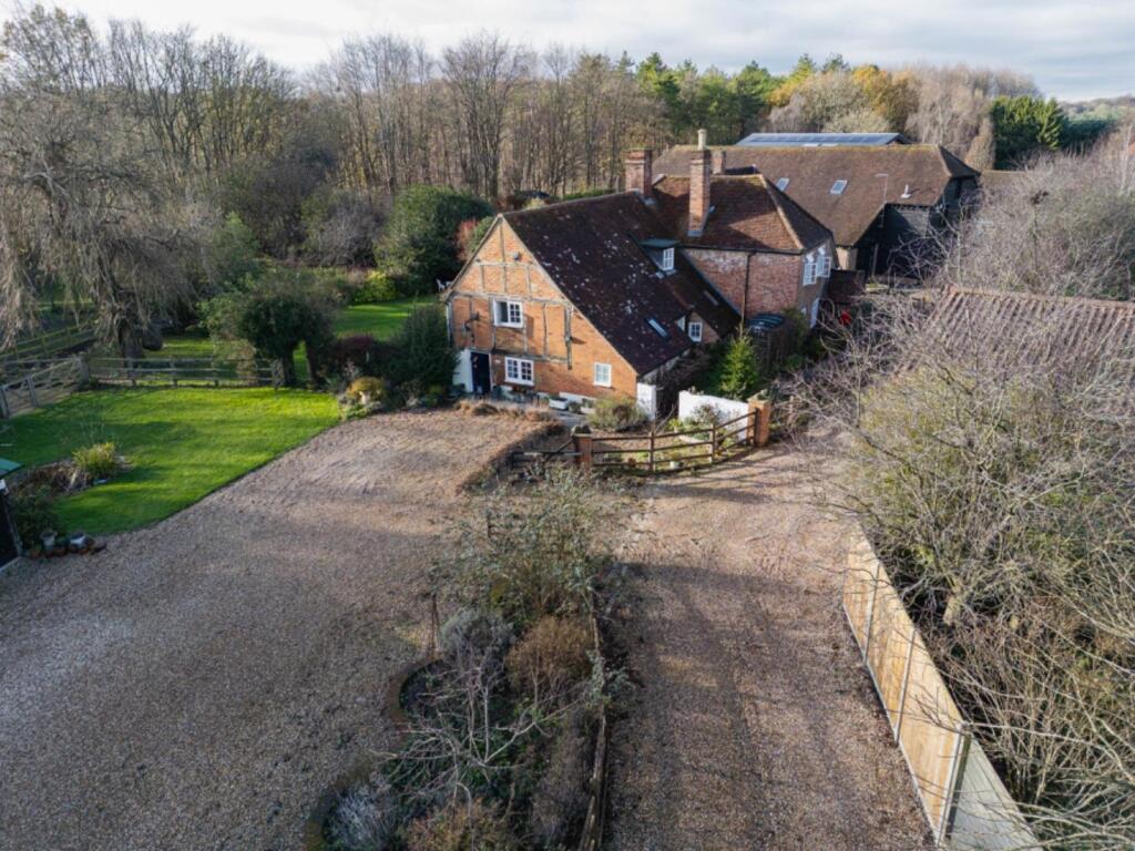 Old Farmhouse Drone (09 of 19).jpg
