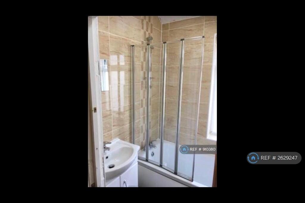 Bathroom With Toilet  / Sink 