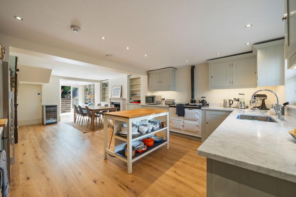 Kitchen &amp; Dining Room