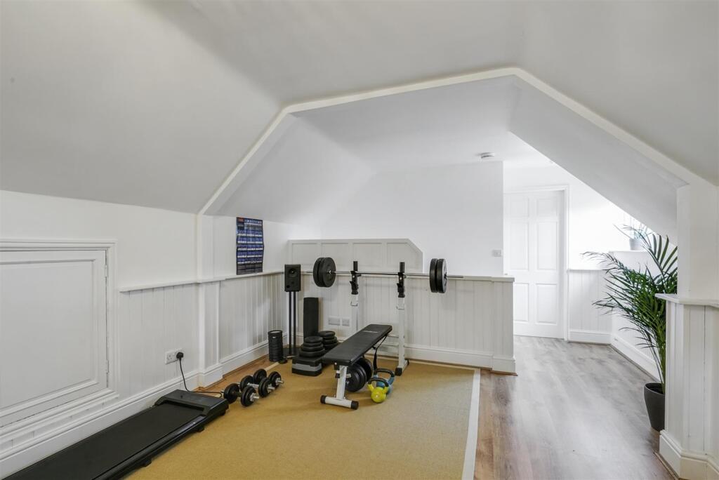 Open Plan Living/Bedroom Area