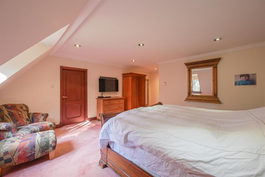 Court Manor (8 of 60).jpg