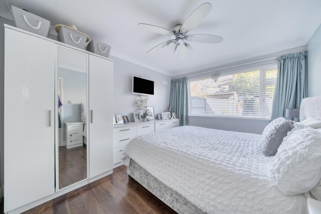 1362855-11-68e3d7...