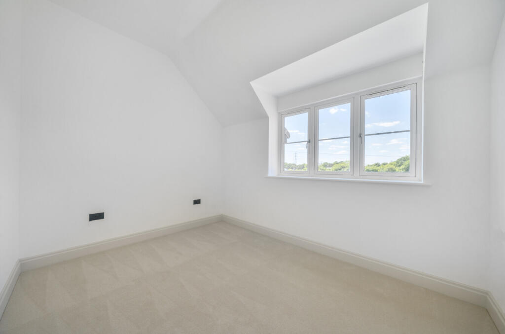 1320956-27-686ea0...