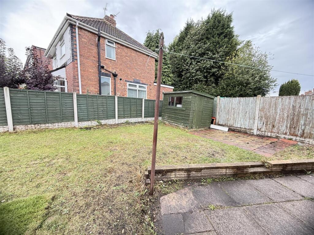 8 throneycroft -12.jpg