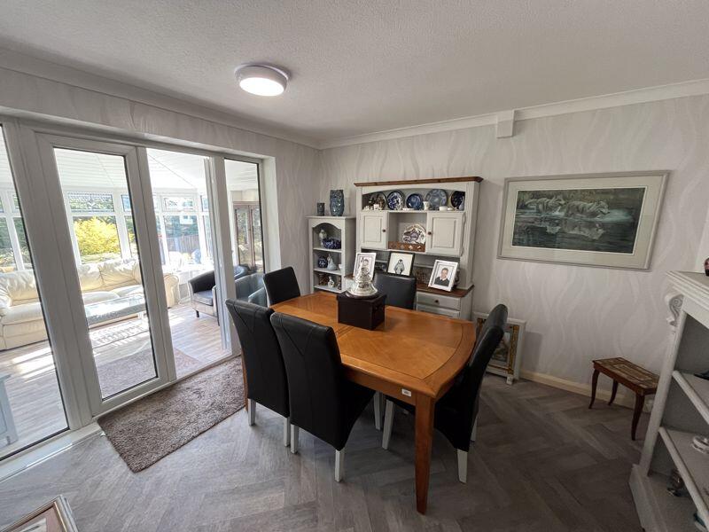 Bedroom 3/dining room
