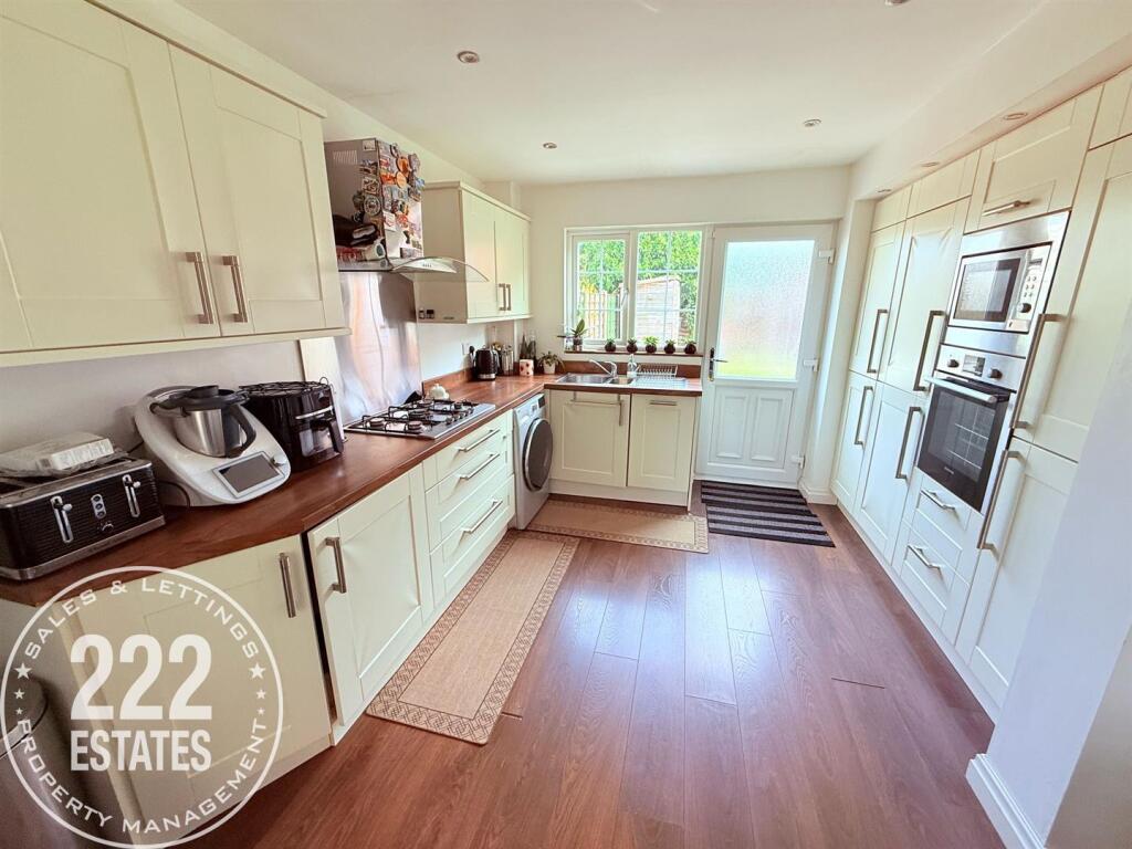 PHOTO-2025-04-29-22-27-01 (11).jpg