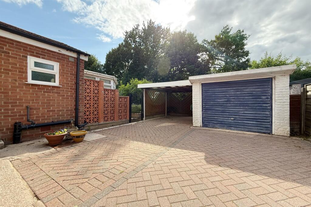 Driveway &amp; Garag