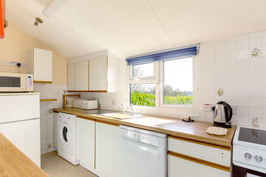 65323a9b95119_Hillcroft-19