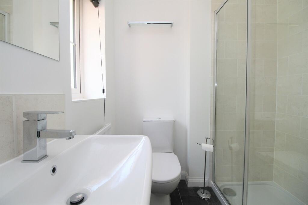 En Suite Shower