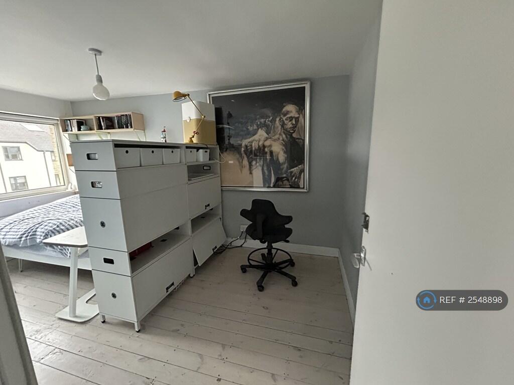 Office Space, Bedroom 2nd Floor