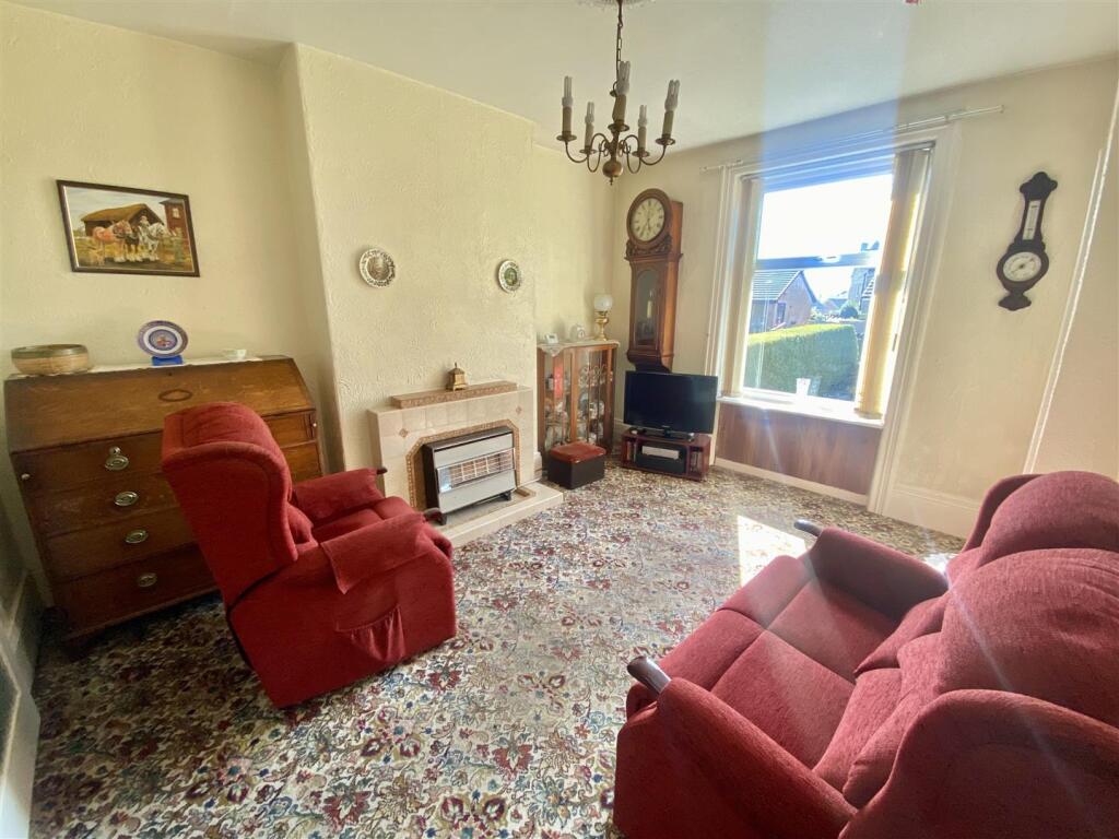 Bramleys Estate Agents - Lee Green - Mirfield (23)