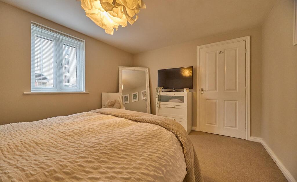 Burbage House  8.jpg