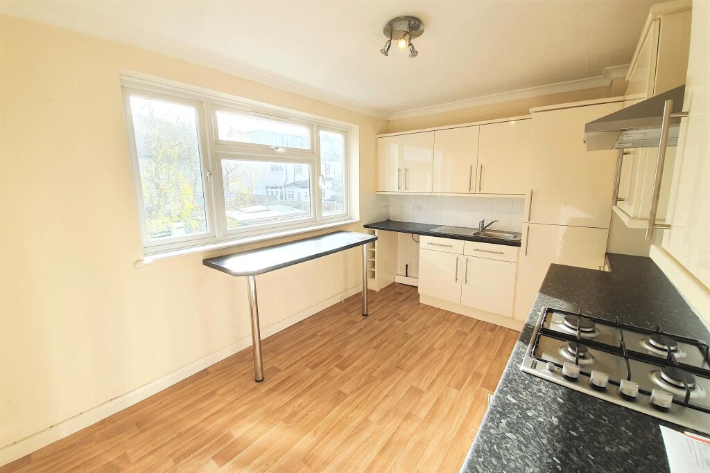 Kitchen 2