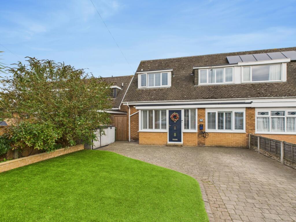 CAM02386G0-PR0149-STILL001