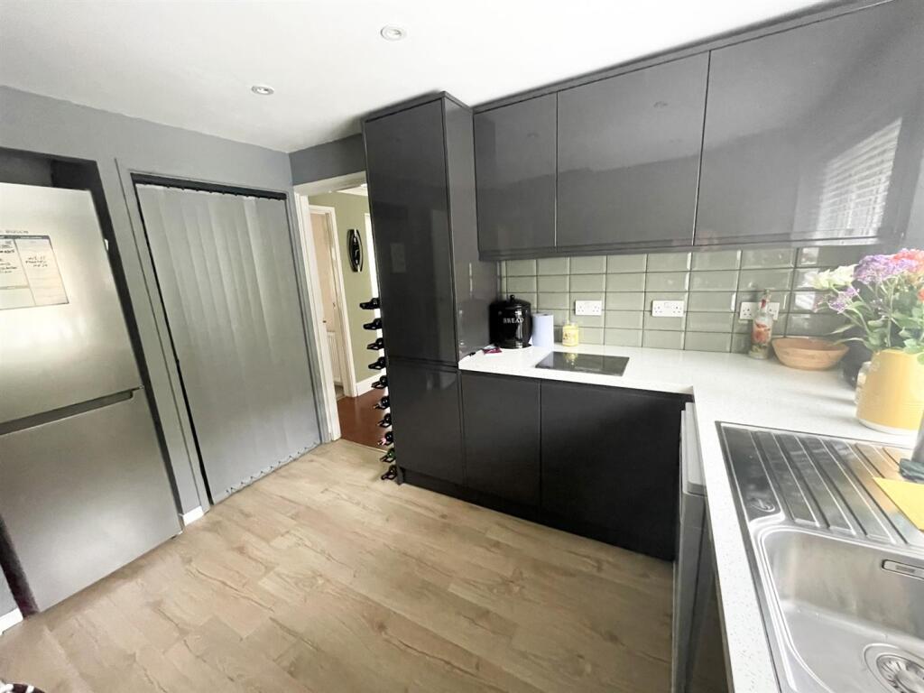 kitchen,.jpg