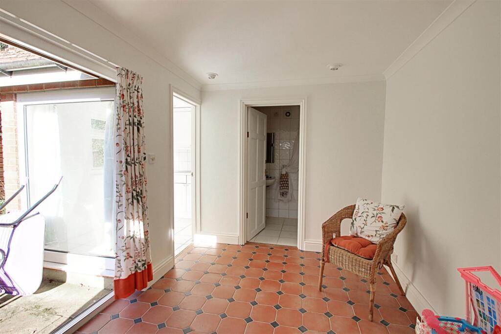 Summerhouse Reception 1.jpg