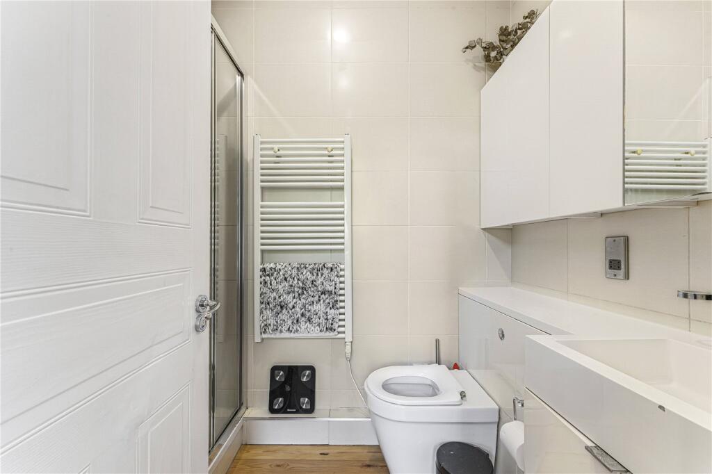 Ensuite