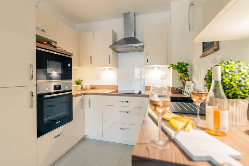 Show Apartment Kitchen  