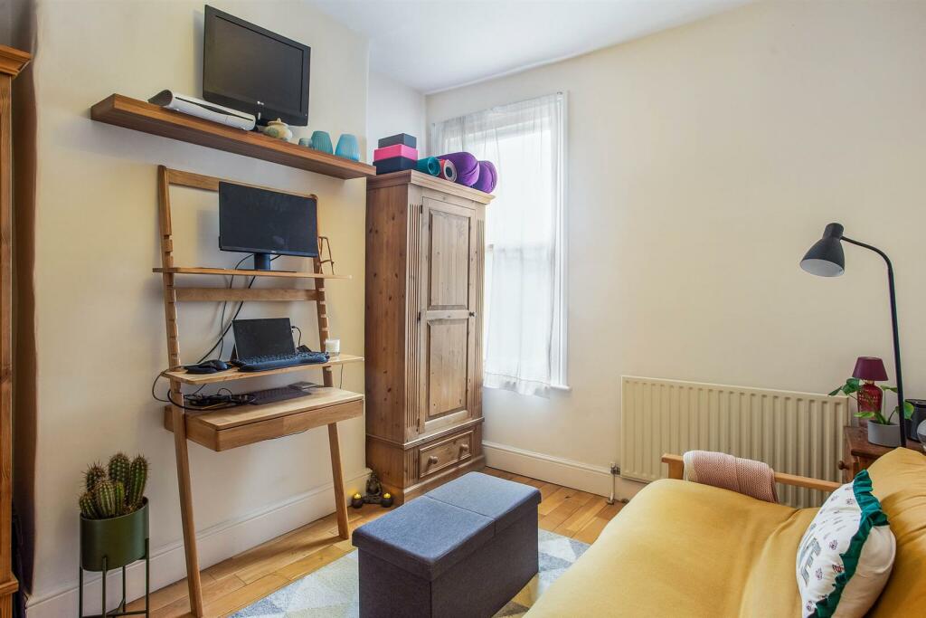 77425_First-Second-Floor-Flat (17)_low.jpg