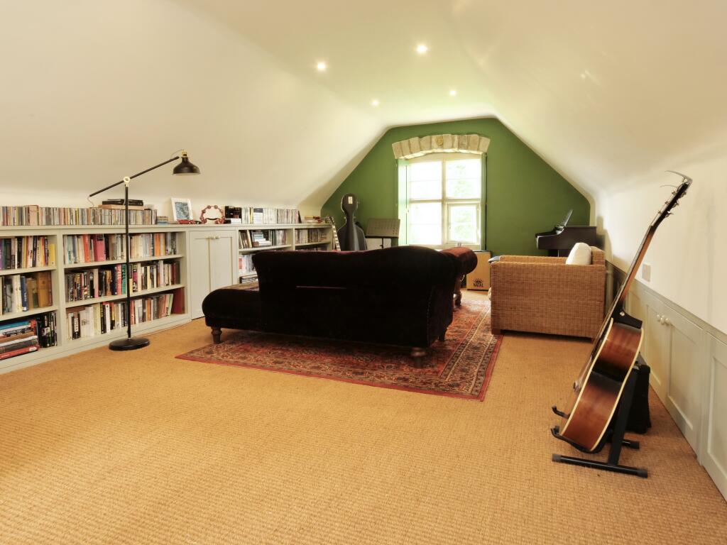 Photo 40
