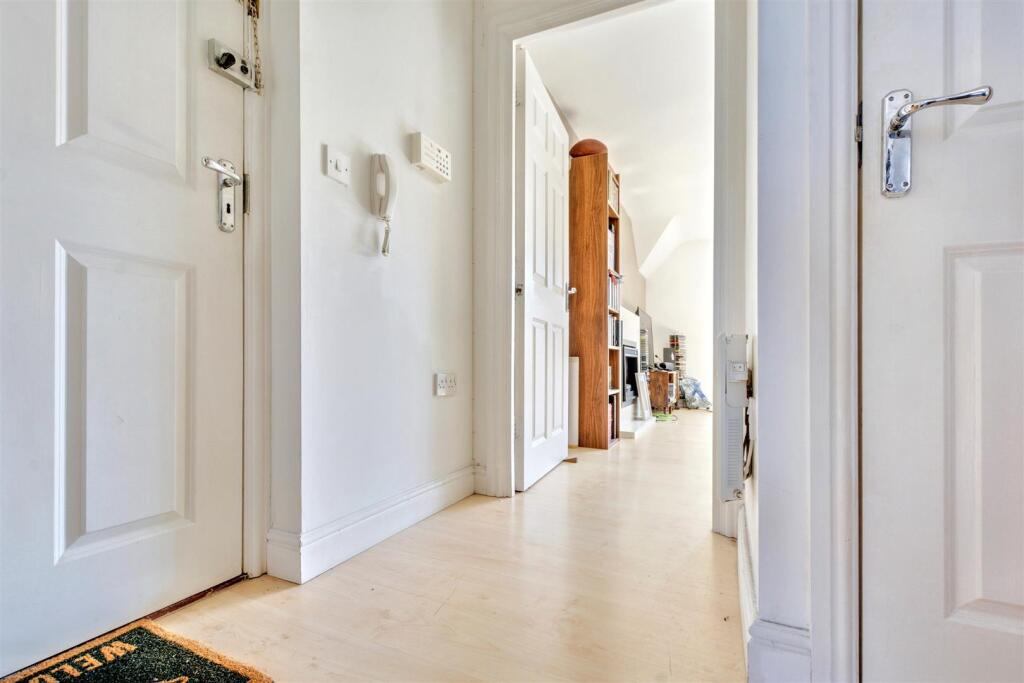 Entrance Hall.jpeg