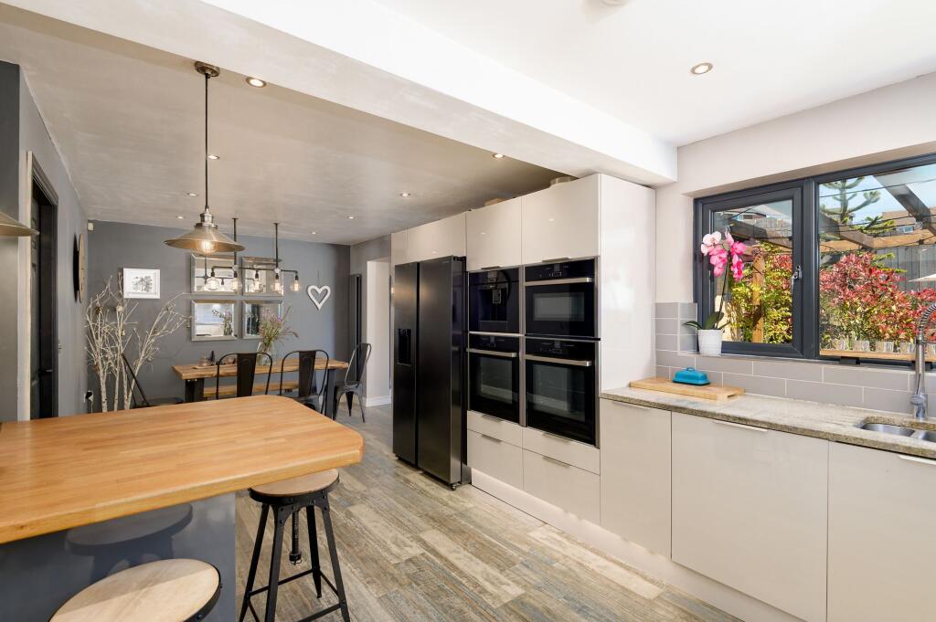 Extension with Dining Kitchen