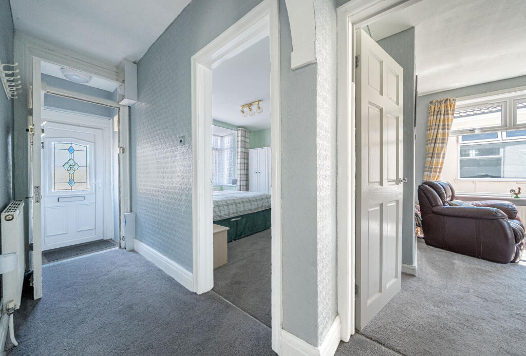 1313405-10-685405...