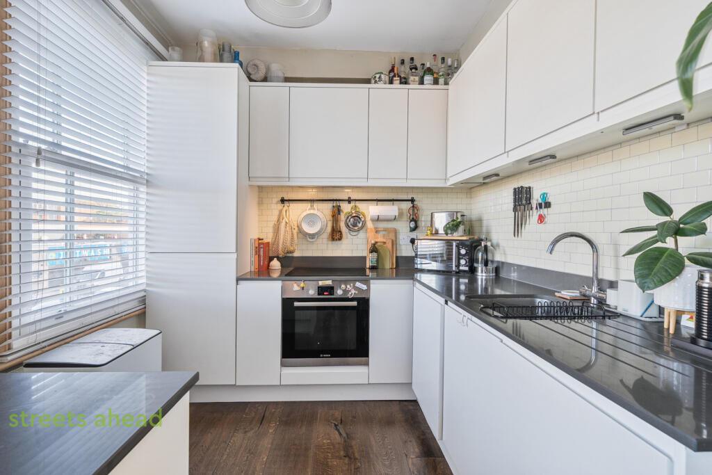 15f3f37c-2be3-4fb...