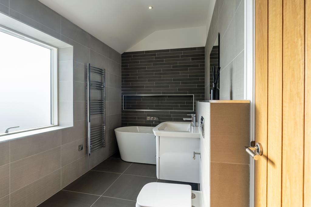 Master En-Suite