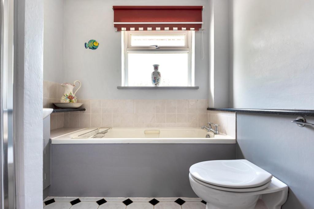 Family bathroom