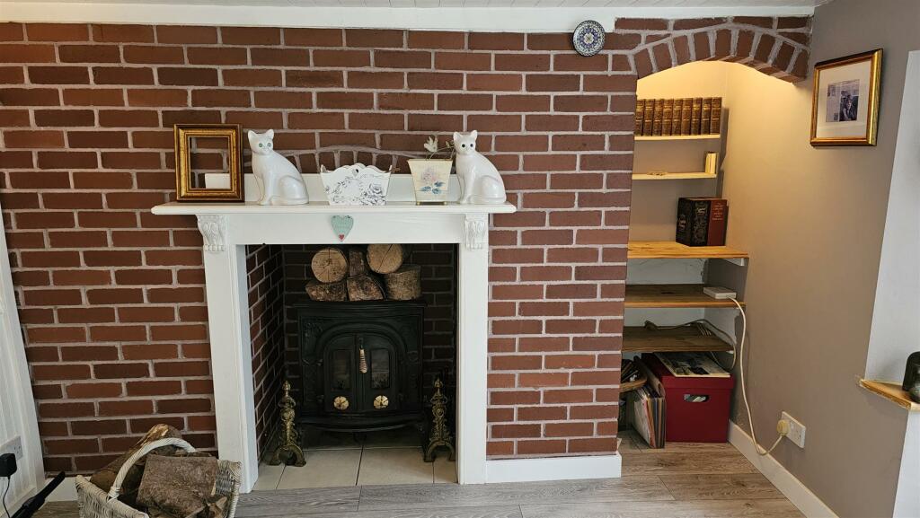 Fireplace.jpg